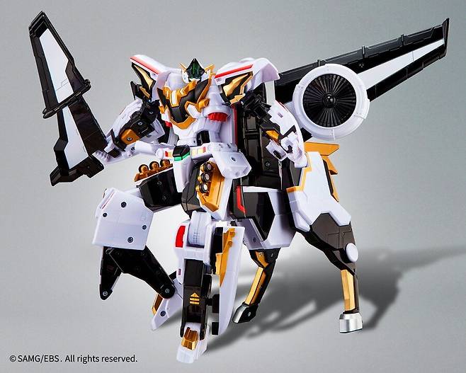 1958ec169ea43328.jpg 요즘 국내 로봇 장난감 퀄리티.