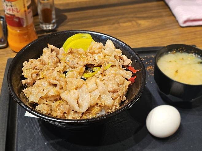 20250323_185742.jpg <도쿄맛집> 도쿄 부타동 맛집, 전설의 스타동 ㄷㄷㄷ.jpg