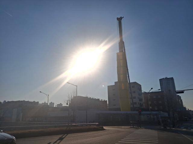 19일 찾아간 서울 영등포구 신길동 1300번지 청년안심주택 건설 현장. 작업하는 기색을 찾아볼 수 없었다. 김민호 기자