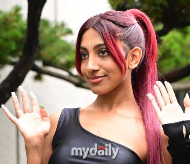 캣츠아이 라라 / 마이데일리