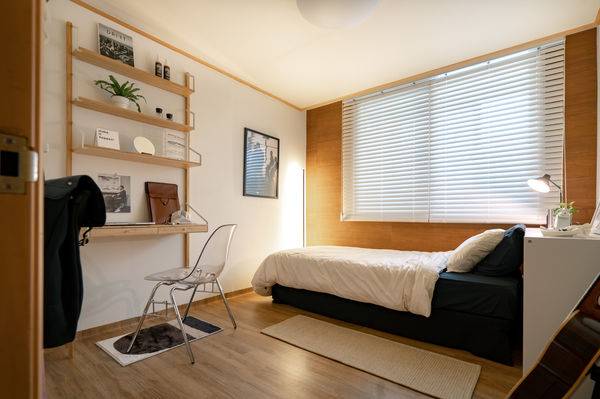 20년 묵은 3평 남자방 꾸미기