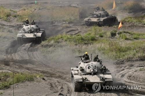 군사 훈련하는 대만군 [EPA 연합뉴스 자료사진. 재판매 및 DB 금지]