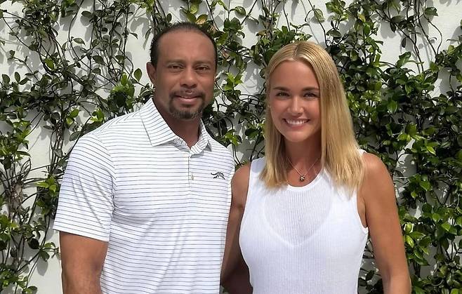 타이거 우즈가 24일 자신의 인스타그램을 통해 공개한 바네사 트럼프와의 사진./인스타그램