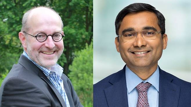 피에르 반 담 교수(왼쪽)와 아난다 산카 반디요파디야 박사