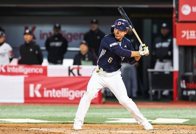 오명진의올시즌 첫 안타가 아직 신고되지 못했다. 사진 | 두산 베어스