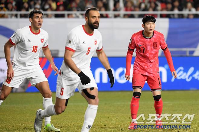 25일 수원월드컵경기장 열린 2026 FIFA 북중미 월드컵 아시아지역 3차 예선 대한민국과 요르단의 경기. 양민혁이 패스를 기다리고 있다. 수원=박재만 기자 pjm@sportschosun.com/2025.03.25/
