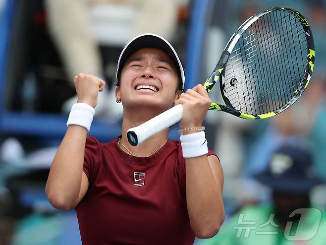 필리핀 테니스 신성 이알라.  ⓒ AFP=뉴스1