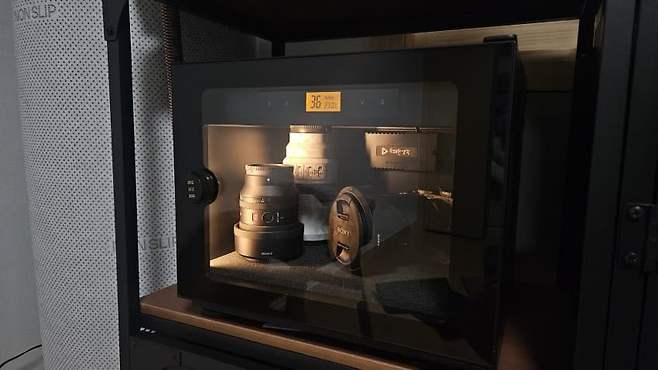 7fed8273b58169f551ed85e6468077732e9898d947d2b3f734513d8d6bac9035