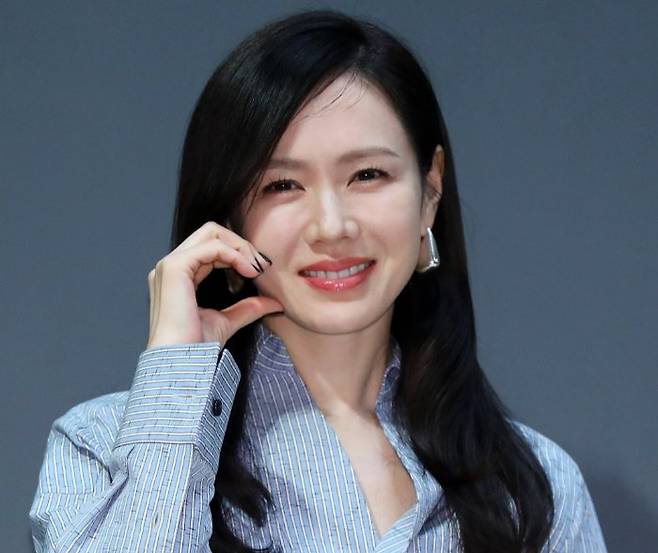 "손예진, 연 이자만 6억 손해"…244억 강남 건물 텅 비었다, 어쩌다