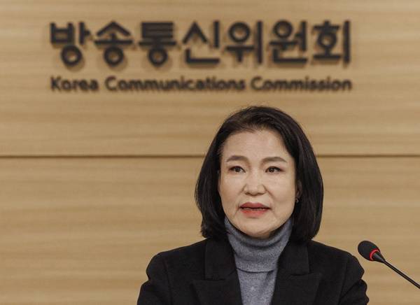 ▲26일 방통위 회의 주재하는 이진숙 위원장. ⓒ연합뉴스