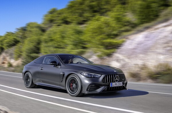메르세데스-AMG CLE 53 4MATIC+ 쿠페 사진 메르세데스-벤츠
