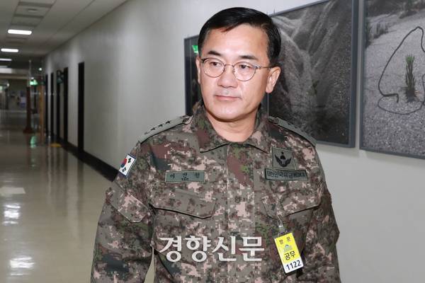 여인형 전 국군방첩사령관이 지난해 12월 7일 국회에서 열린 정보위원회 전체회의에 출석하고 있다. 국회사진기자단