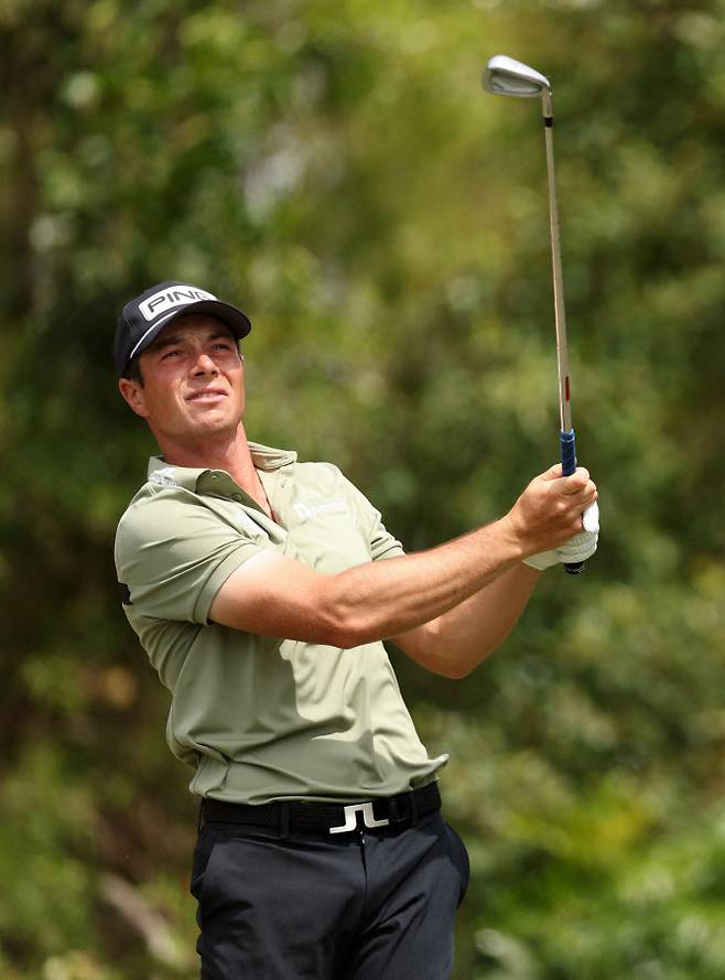 호블란의 아이언 샷(사진=AFPBBNews)