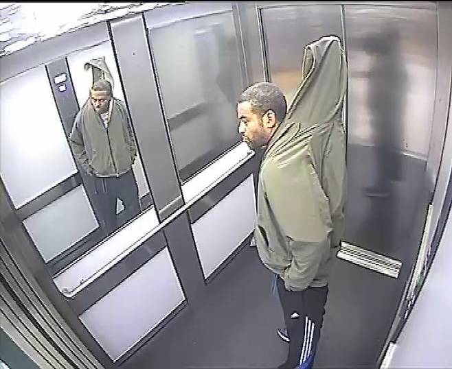 IassoK1.jpeg 창문 블라인드 훔쳐서 무사히 떠난 도둑