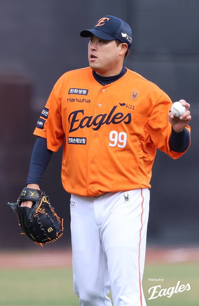 한화 이글스 투수 류현진은 30일 대전 한화생명 볼파크에서 열린 2025 KBO리그 KIA 타이거즈전에서 6이닝을 2실점으로 막았지만 승리 투수 요건을 충족하지 못했다. (한화 이글스 제공)