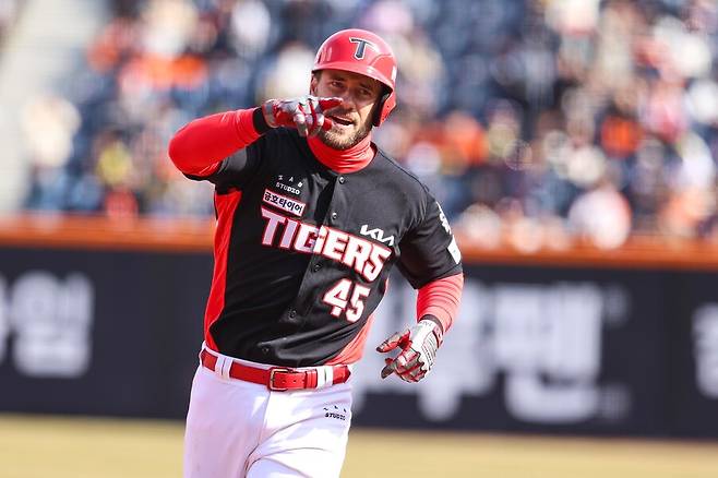 ▲ 3경기 연속 홈런포를 기록하며 자신의 능력을 과시한 패트릭 위즈덤 ⓒKIA타이거즈