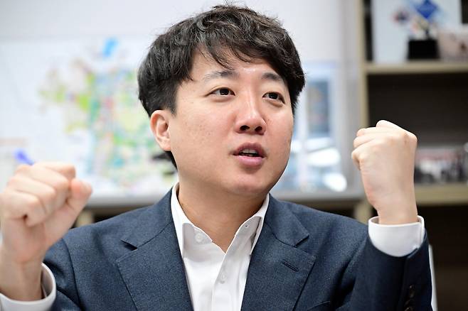 Rep. Lee Jun-seok, who was selected as his minor Reform Party's presidential candidate last week, speaks to The Korea Herald in an interview on March 20. (Lee Sang-sub/The Korea Herald)