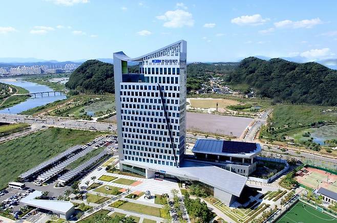 [진주=뉴시스]한국남동발전 전경.(사진=한국남동발전 제공).2024.11.15.photo@newsis.com *재판매 및 DB 금지
