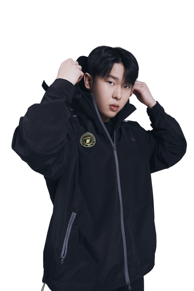 신경섭은 1일 서울 잠실DN콜로세움에서 열린 2025 FSL 스프링 E조 첫 경기서 강성훈을 2-0으로 이겼다. 사진 | 넥슨