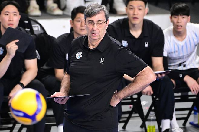 필립 블랑 감독. 사진 | 한국배구연맹