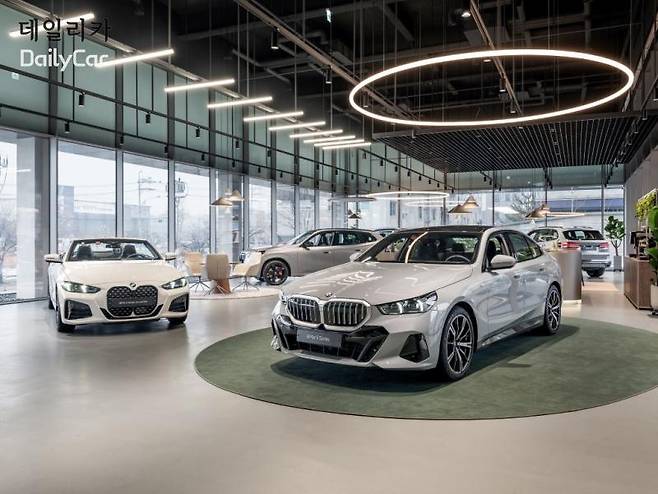 바바리안 모터스, BMW 및 MINI 일산 통합센터