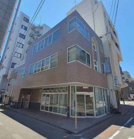 ‘윤봉길 추모관’이 들어설 가나가와시 중심지의 3층 짜리 건물.  김광만 PD 제공.