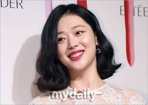 故 설리 / 마이데일리