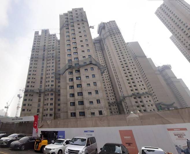 현재 공사 중인 광명 센트럴아이파크 단지. [네이버 로드뷰 캡처]