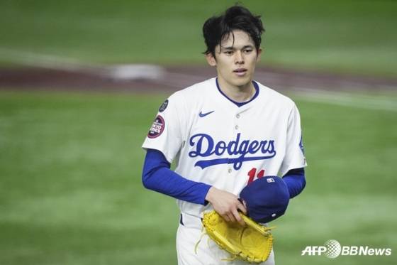 도쿄시리즈에서 등판해 조기강판되고 있는 사사키. /AFPBBNews=뉴스1