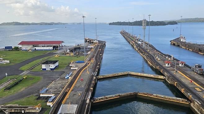 파나마 #3.jpg 소리) 바다 밥 먹어요