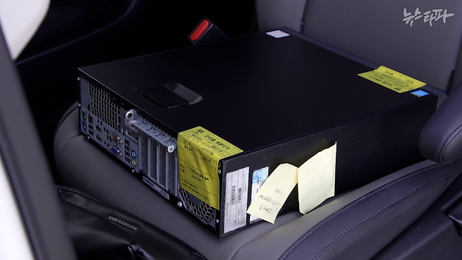 ▲명태균 씨가 김영선 의원의 지역 사무실에서 직접 사용했던 일명 ‘명태균 PC’를 뉴스타파가 단독 입수했다.