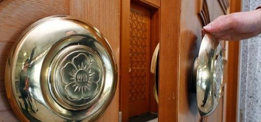 문 열리는 헌재 대심판정. 연합뉴스