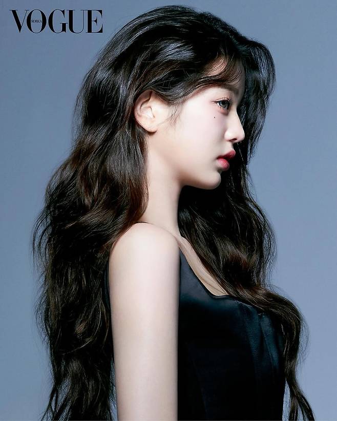 25.jpg 오늘자 케라스타즈 팝업스토어 방문한 장원영