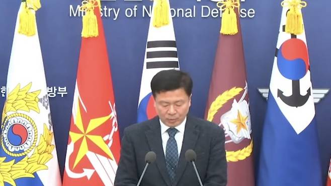 전하규 국방부 대변인이 지난 2일 브리핑을 하고 있다. (SBS 캡처)