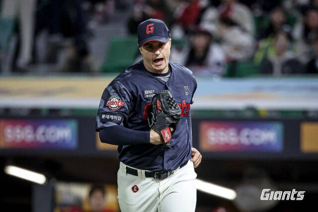 롯데 터커 데이비슨./롯데 자이언츠