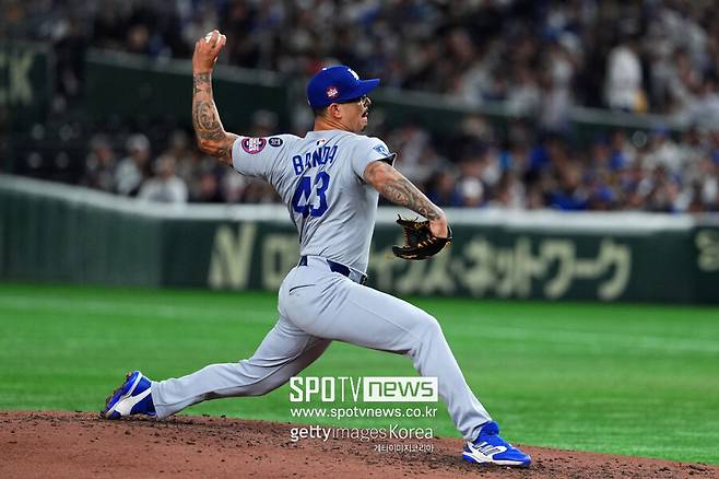 ▲ 저니맨 신세로 은퇴까지 생각했던 반다는 다저스라는 스타 군단의 핵심으로 떠오르며 화려한 인생 역전을 이뤄냈다