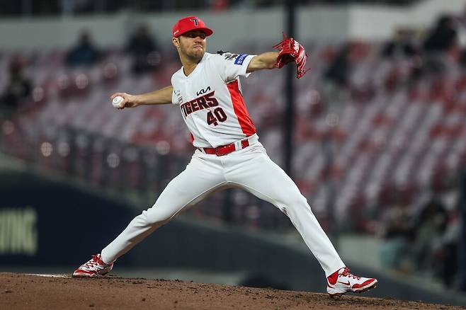 ▲ 7이닝 무실점 역투로 위기의 팀을 구해낸 KIA 외국인 에이스 제임스 네일 ⓒKIA타이거즈