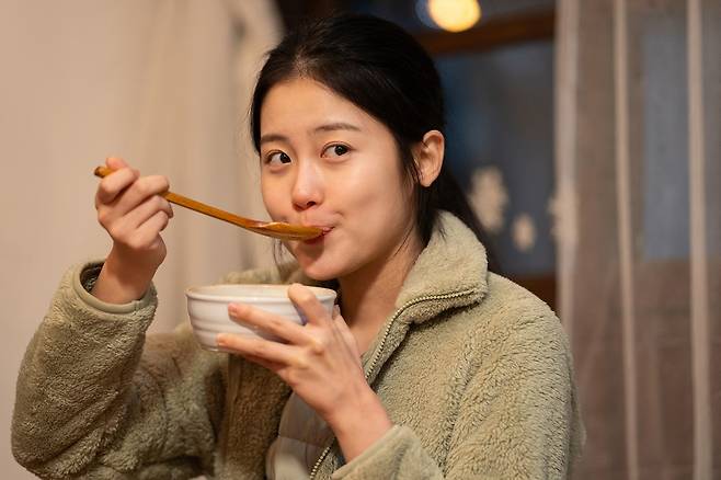 미국의 한 영양사가 음식을 천천히 먹는 게 체중 감량에 도움이 된다며 추천했다./사진=게티이미지뱅크