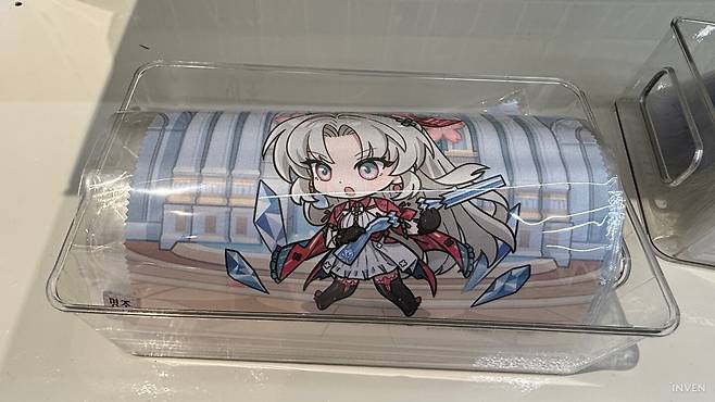 ▲ 카를로타 미안 그런데 피살리아는 나에게 5성 검을 줬는데 뭐 더 없 읍읍읍