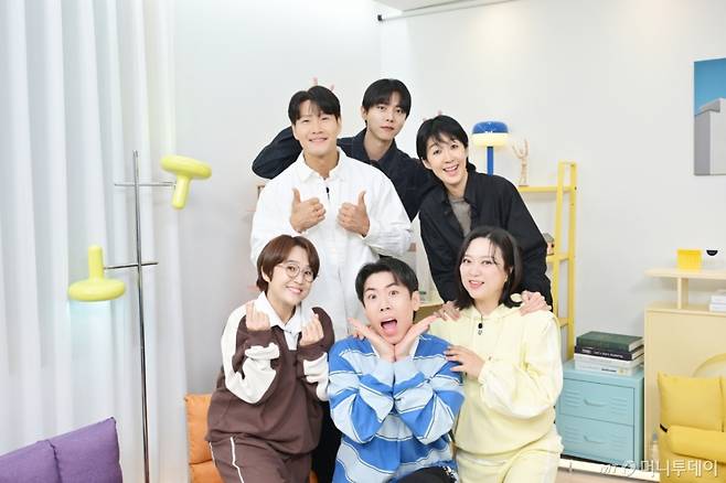 방송인 홍진경이 서울 종로구 평창동의 3층짜리 대저택의 가스비가 2만원대에 불과하다고 밝혔다. /사진=머니투데이 DB