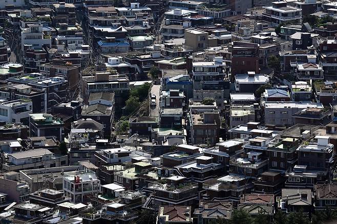 서울 일대 노후 저층주택 지역의 모습. [이상섭 기자]