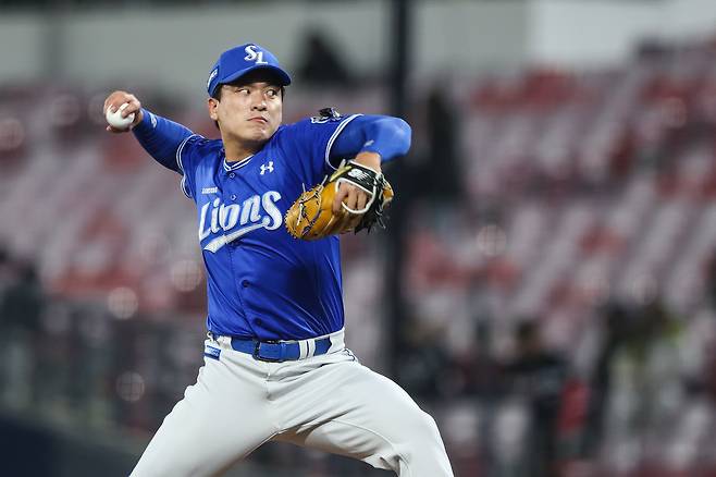 박진만 감독이 이끄는 삼성 라이온즈는 3일 대구삼성라이온즈파크에서 2025 신한 SOL Bank KBO리그 한화 이글스와의 홈경기를 치른다. 이날 경기를 앞두고 삼성은 투수 이재희의 엔트리를 말소, 이승민을 콜업했다. 삼성 라이온즈