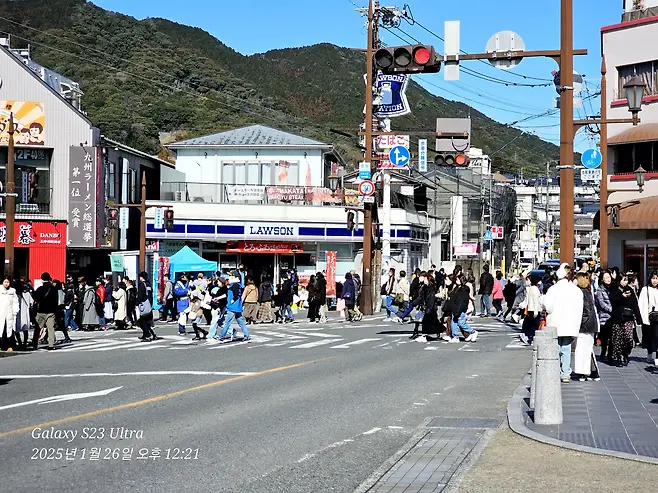 7fed8273b5836af051ee84e747817673d69a5b48abbfca801136c257fed7d6f663