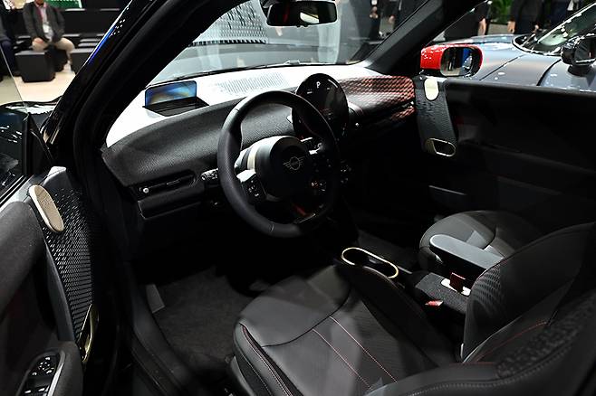 더 뉴 미니 JCW. 사진 김학수 기자