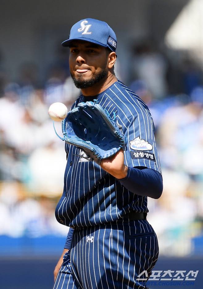 6일 대구 삼성라이온즈파크에서 열린 삼성 라이온즈와 한화 이글스의 경기. 삼성 레예스가 숨을 고르고 있다. 대구=박재만 기자 pjm@sportschosun.com/2025.04.06/