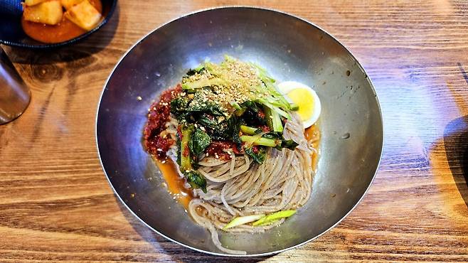 20250405_123120.jpg 가산동에서 막국수 맛있게 한그릇