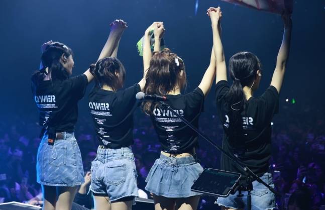 QWER, 도쿄 공연 성료... “꿈 이뤄지고 있다”(제공:타마고프로덕션)
