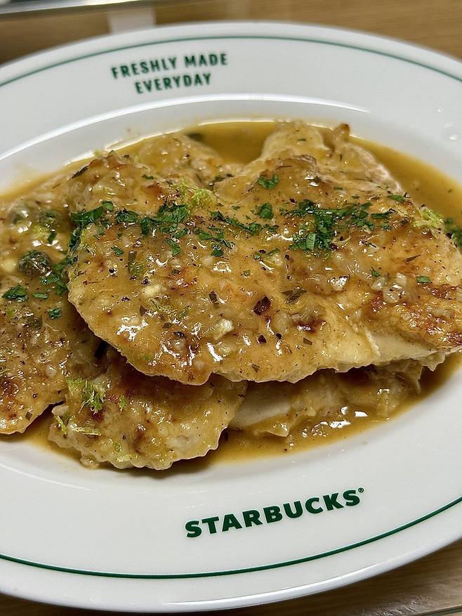 IMG_1719.jpeg 미드 ‘더 베어’ 에 나온 치킨 피카타