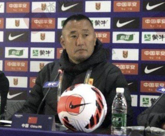 우에무라 겐이치(일본) 중국 U-17 축구대표팀 감독. 사진=시나스포츠