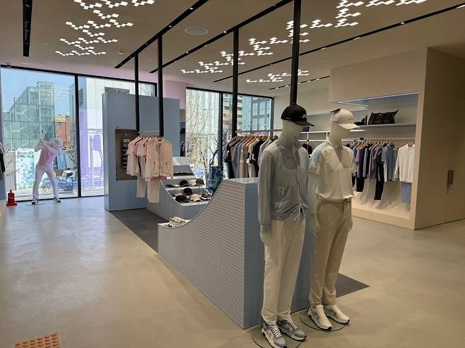 제이린드버그 2층 모습. (사진=최수진 기자)